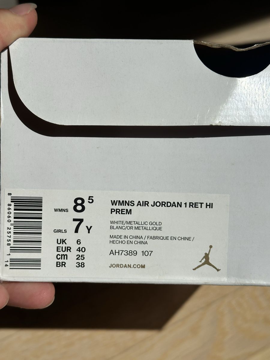 Nike Scarpe da donna: WMNS AIR JORDAN 1 RET HI PREM – Nuovo (secondo la descrizione) da Valeyres-Montagny venduto da que_gw7s 3