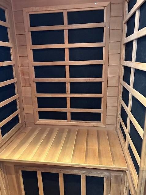 Sauna & Accessori: Infrarot-Sauna – Usato da Savognin venduto da Toplife53 2