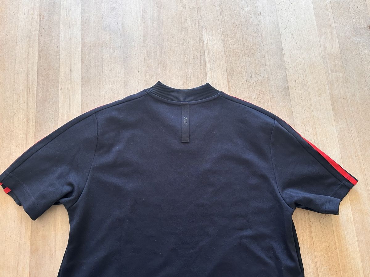 Adidas T-Shirts: Adidas Tshirt – Gebraucht aus Bern von liv_w6c6 1