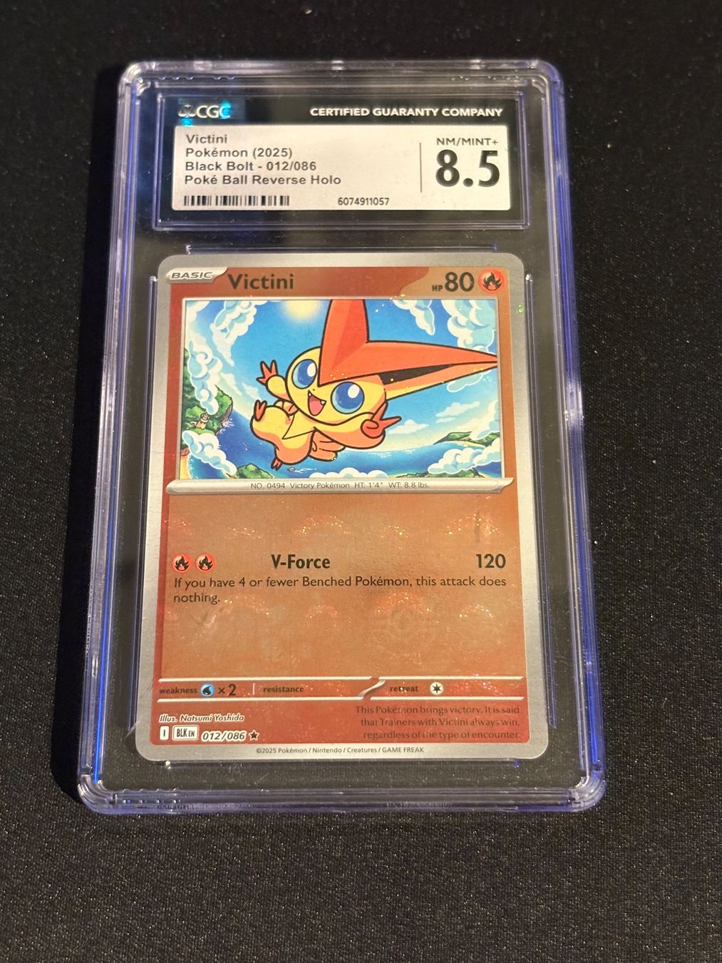 Pokémon Carte collezionabili: 2025 Victini #012/086  CGC 8.5 – Usato da Allschwil venduto da leo_lft5