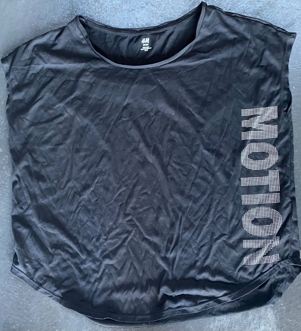 H&M T-shirt: Sportshirt H&M schwarz Motion – Usato da Chur venduto da simhofstr