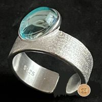 Silberring 925 mit hellblauem Stein – Grösse 55 offen