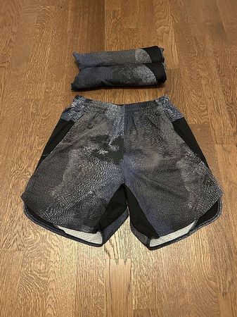 3x adidas D4T HIIT Training Shorts Blau (S, 7")