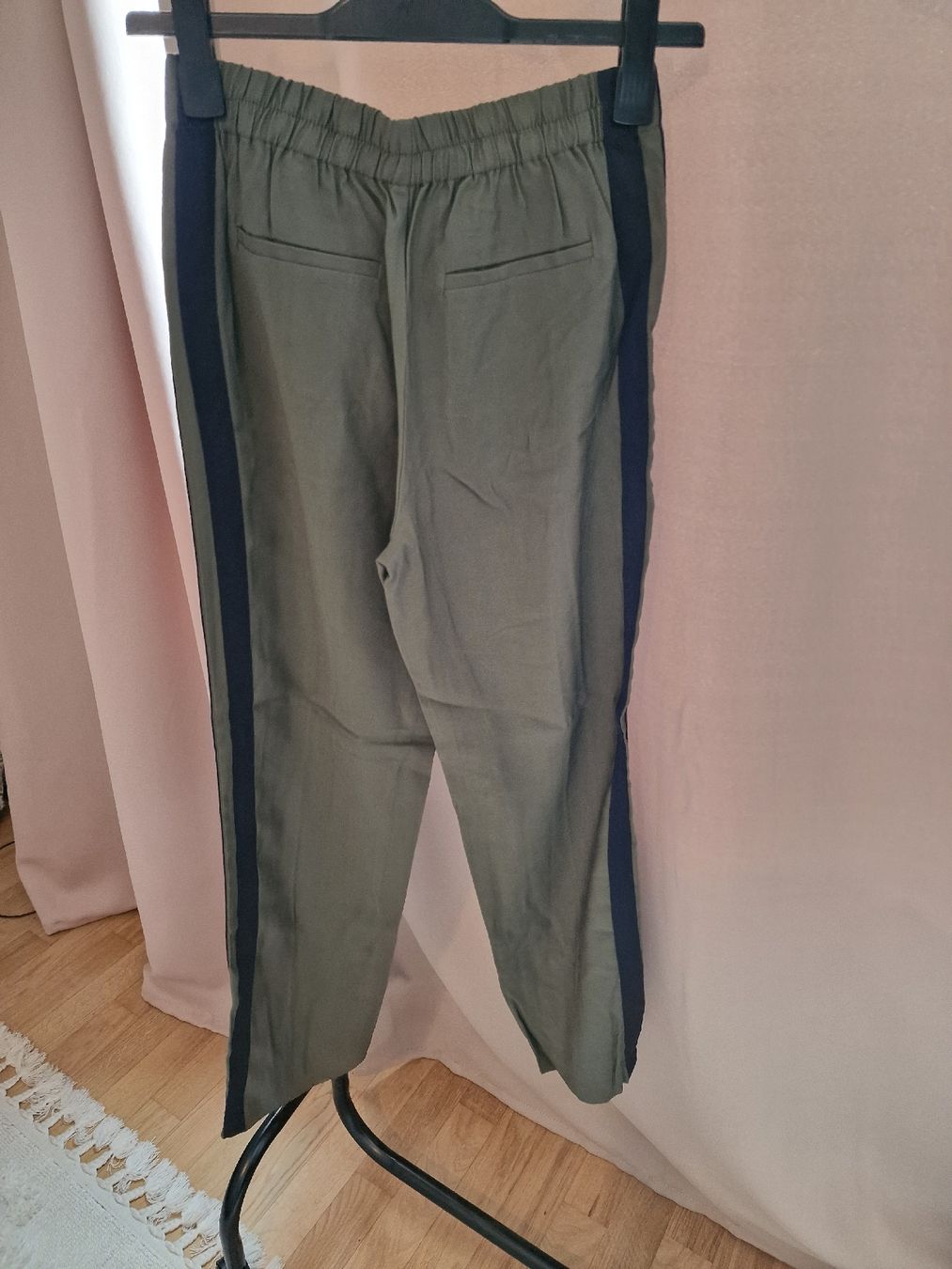 Zara Pantaloni: Zara Hose  – Nuovo e nell'imballaggio originale da Balgach venduto da kimo1 1
