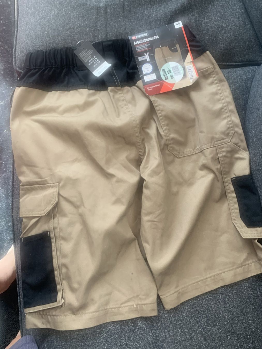 Pantaloni: Parkside Arbeitsbermudas Gr. 48 Beige/Schwarz – Usato da Reinach BL venduto da jessihome 1