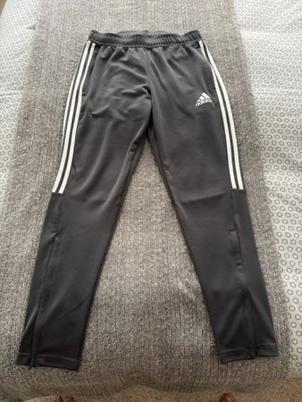 Adidas pantalon survêtement gris AEROREADY M occasion