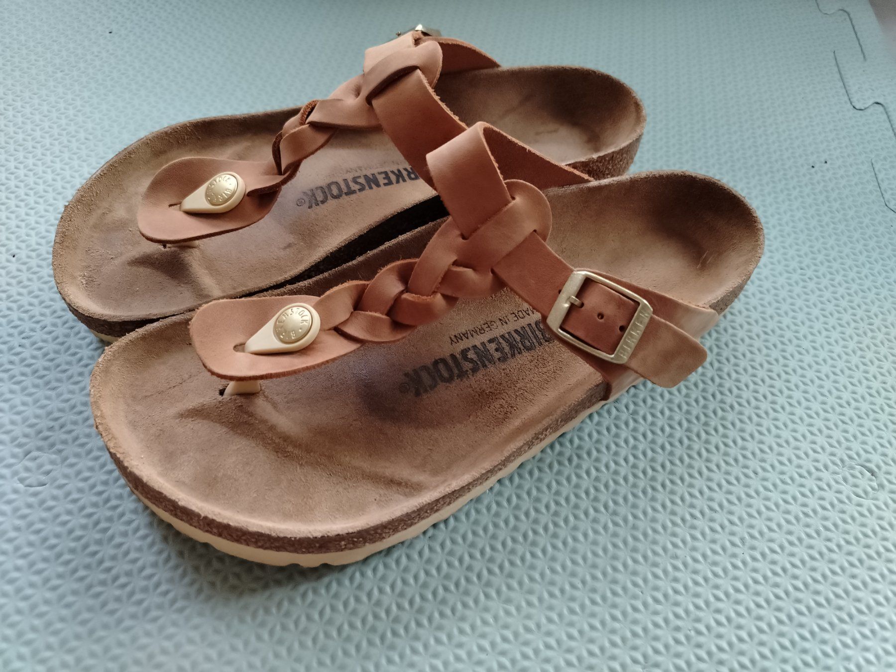 Birkenstock Chaussures femmes: Birkenstock Gizeh Braided Cognac – Neuf (Voir description) à Schönenbuch par sop_n7zd 1