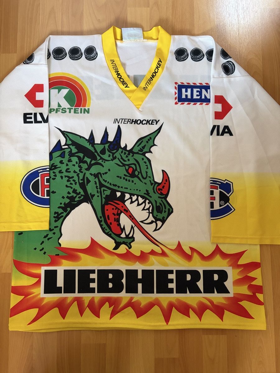 Fribourg-Gottéron Leibchen & Hosen: Maillot Gottéron 98/99 – Gebraucht aus Bulle von TheBigL