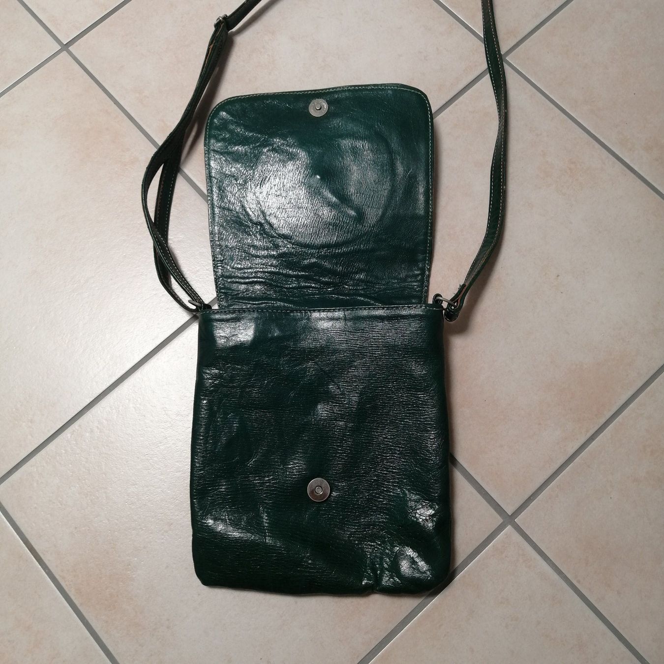 Borse da donna: Tasche Damen (Leder) – Usato da Henau venduto da AXAA 3