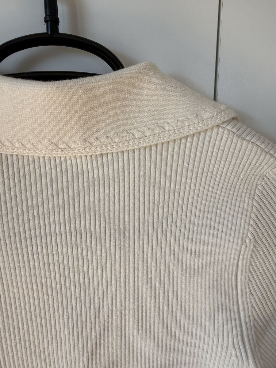 Sezane Top: Sezane Top xs – Nuovo (secondo la descrizione) da Luzern venduto da Aistee 4
