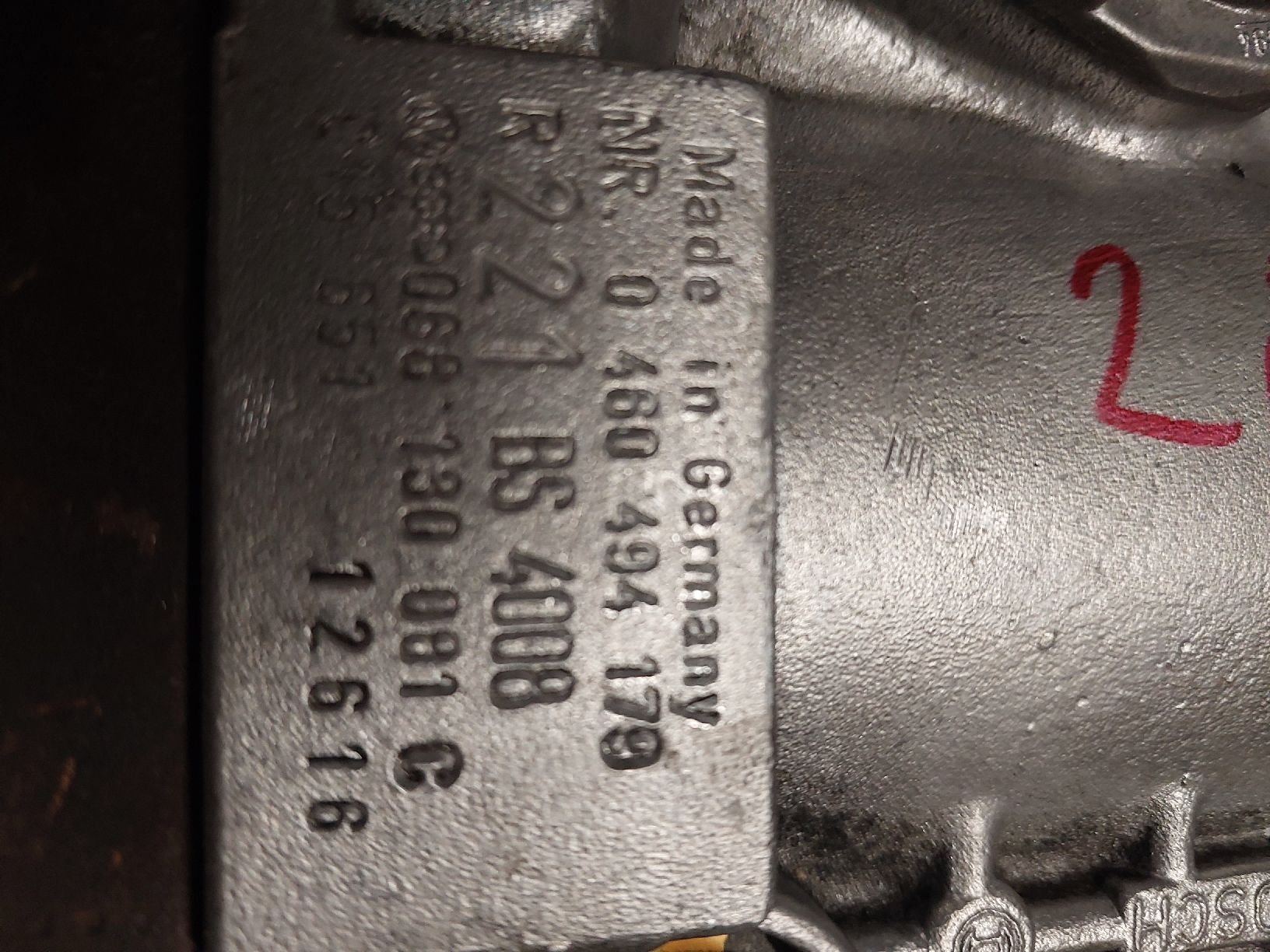 VW Tutti pezzi di ricambio auto: Einspritzpumpe VW Golf 1.6D – Usato da Lienz venduto da Nauer79 2