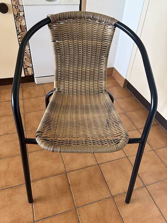 Stühle: Chaises pour balcon - parfait état  – Gebraucht aus Peseux von ric_ybl8 1