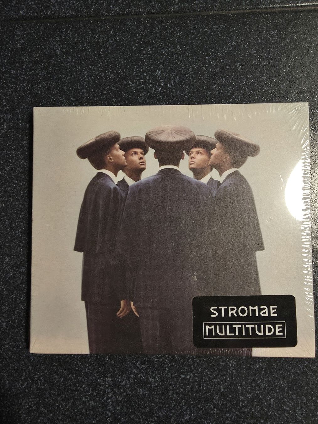 CD: Stromae - Multitude – Nuovo (secondo la descrizione) da Laufen venduto da eli_bd6v