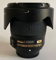 Nikon AF-S 20mm 1:1.8G ED Objektiv mit Sonnenblende