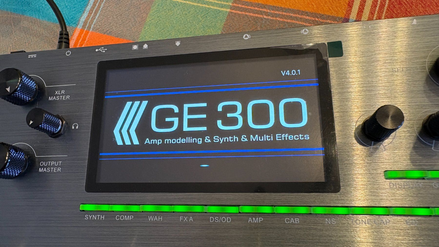 Mooer Strumenti musicali: MOOER GE300 Amp modelling, synth & Multi Effects – Usato da Lamboing venduto da Heureux 4