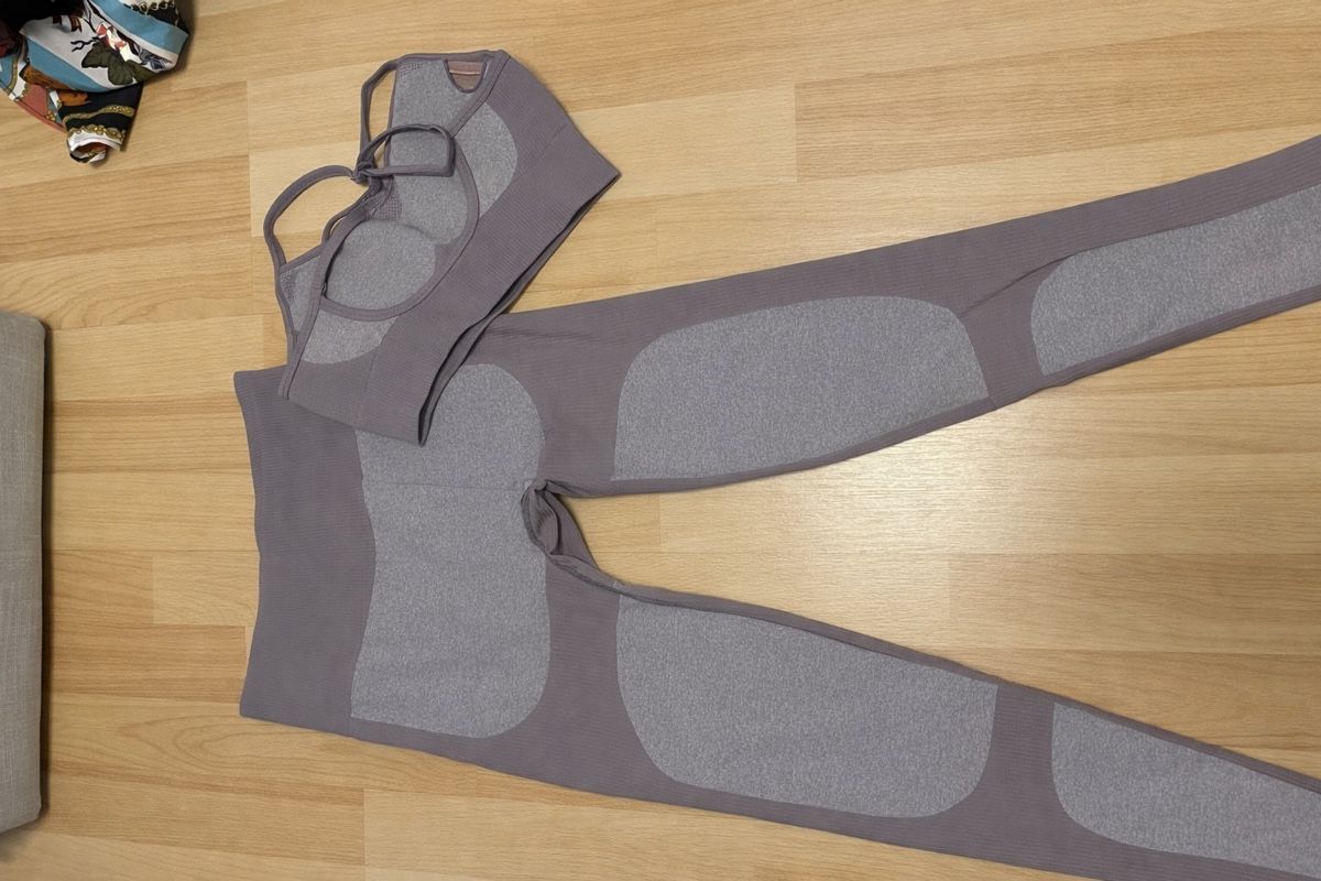 Lotti di vestiti: Sport Set Gr. S, Top und Leggings – Nuovo (secondo la descrizione) da Uzwil venduto da noe_9f9c 1