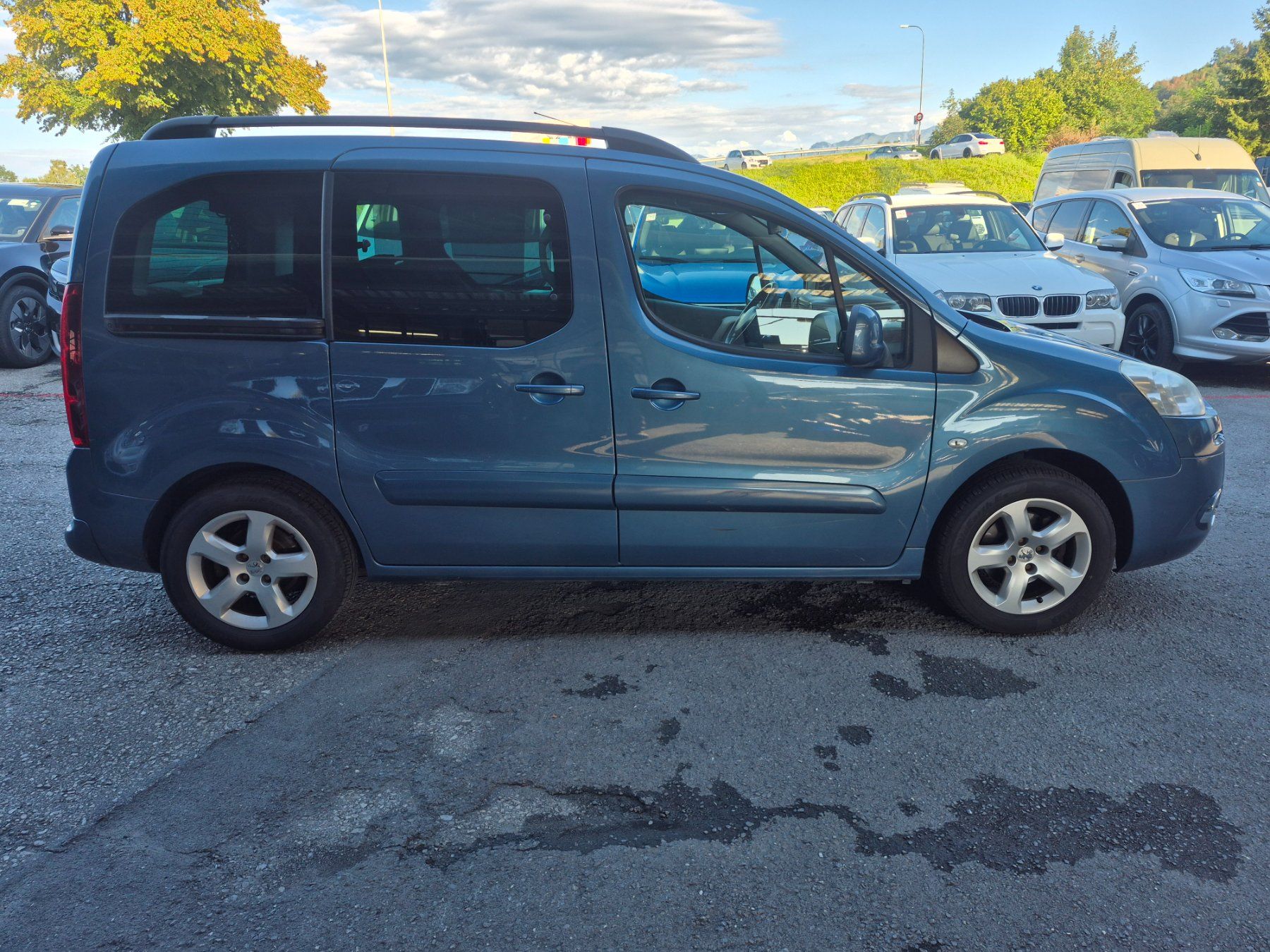 Peugeot Autos: Peugeot Partner 1.6 – D'occasion à St. Margrethen par Autozentrum1 4