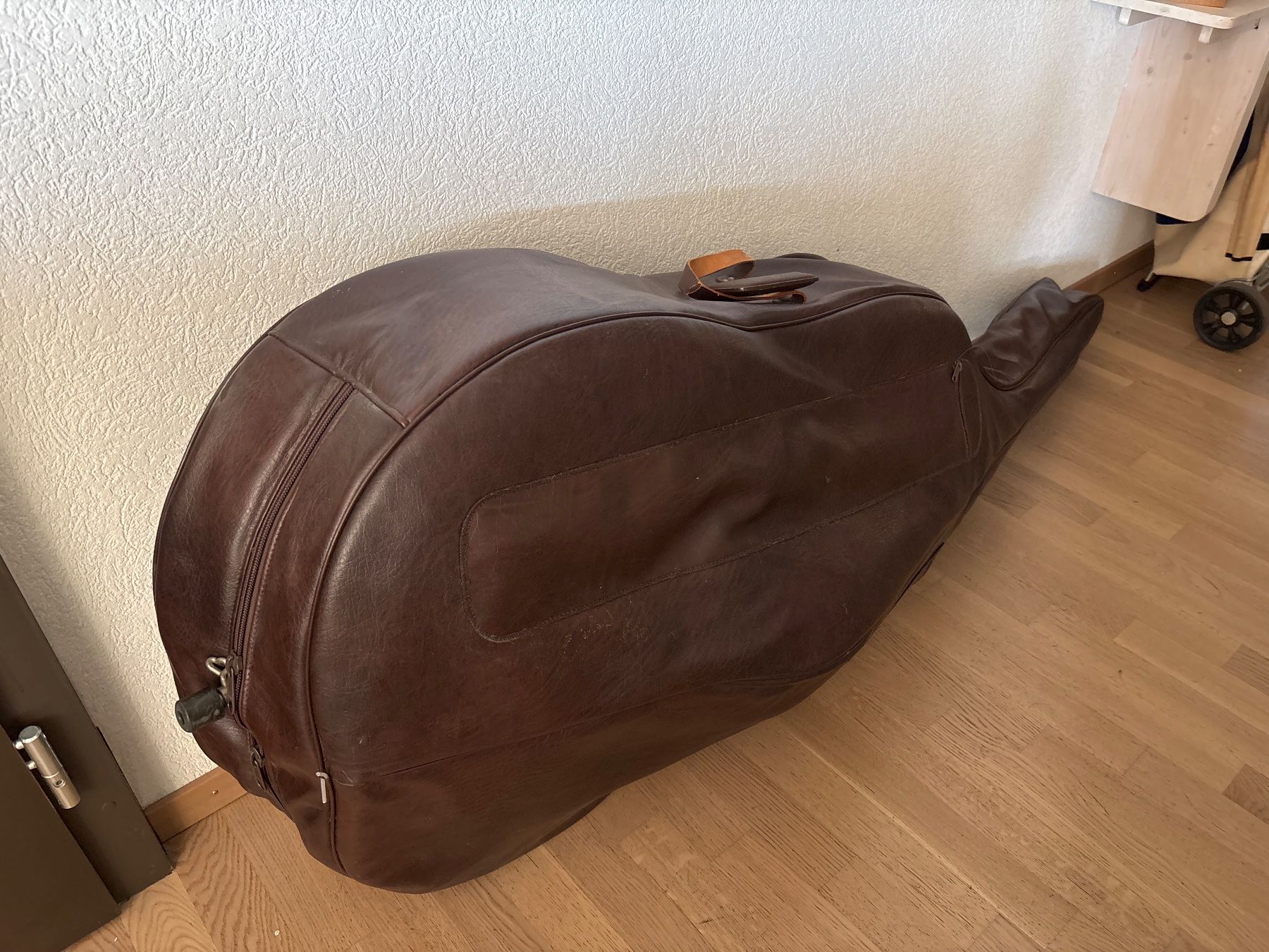 Strumenti musicali: Contrebasse allemande, archet, housse et support – Usato da Geneve venduto da ann_59y5 5