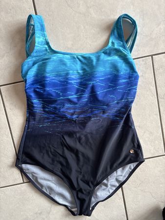 Badekleid Lascana Gr. 44B