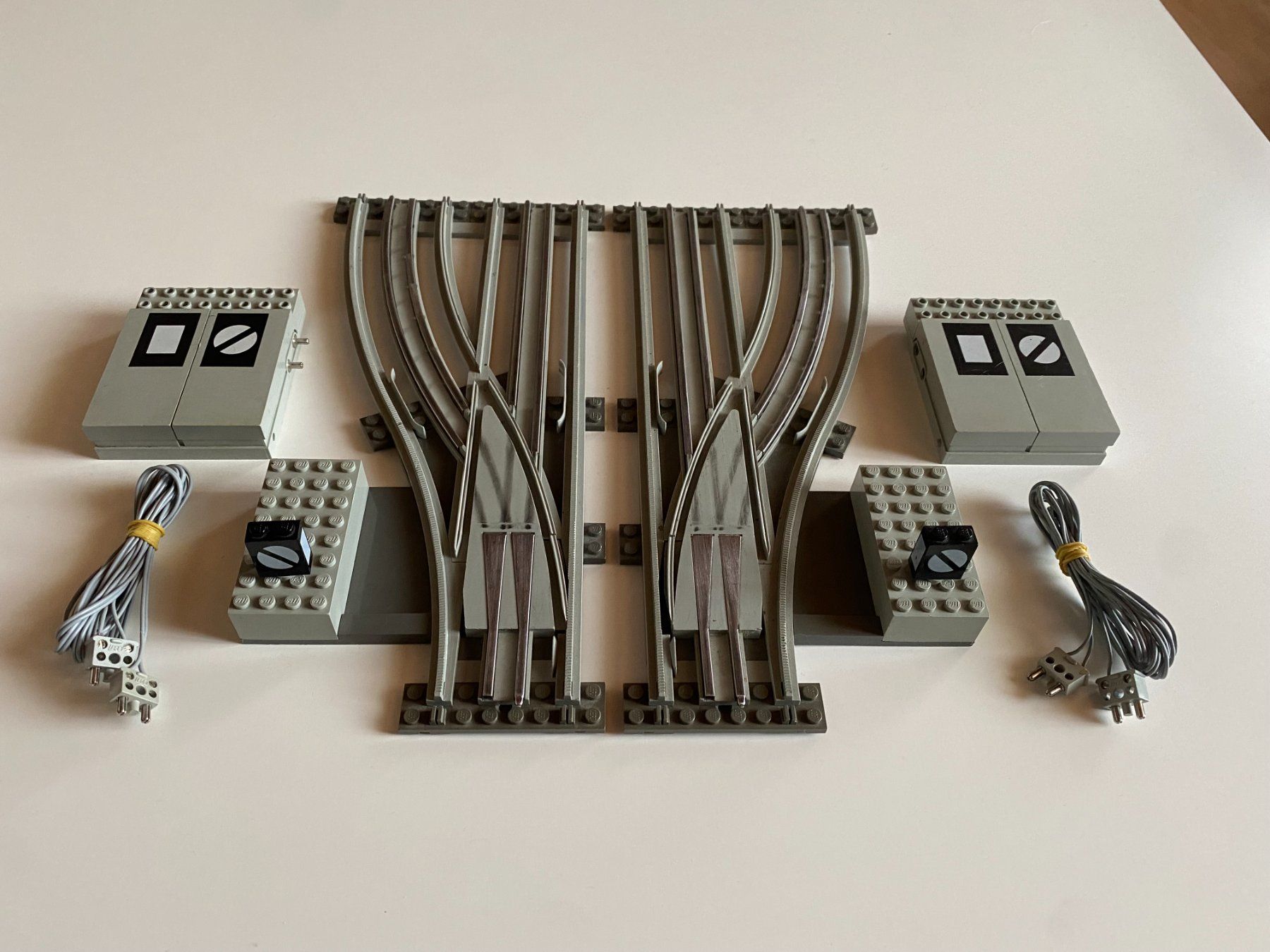 Lego Giocattoli: LEGO - 2 - ELEKTRISCHE - WEICHEN - 12 VOLT – Usato da Gelterkinden venduto da ajdt4