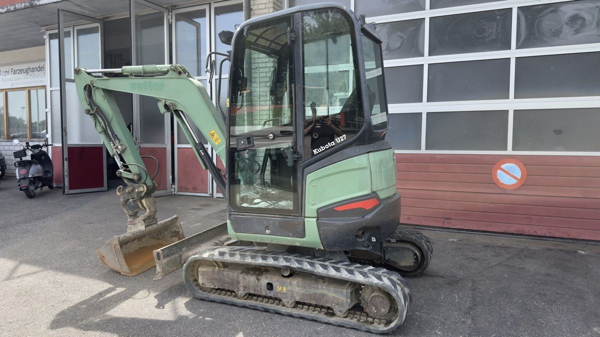 Kubota Escavatori: Kubota U27-4 Minibagger mit Powertilt – Usato da Koppigen venduto da JakupiFahrzeughandel 1