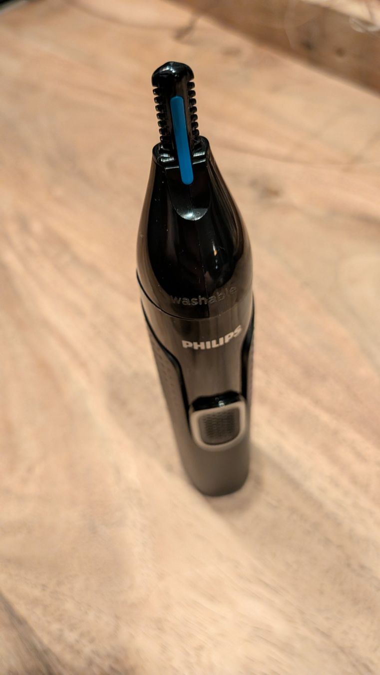 Philips Taglio: Philips Nose Trimmer Series 5000 – Nuovo (secondo la descrizione) da Thalwil venduto da kraettli 3