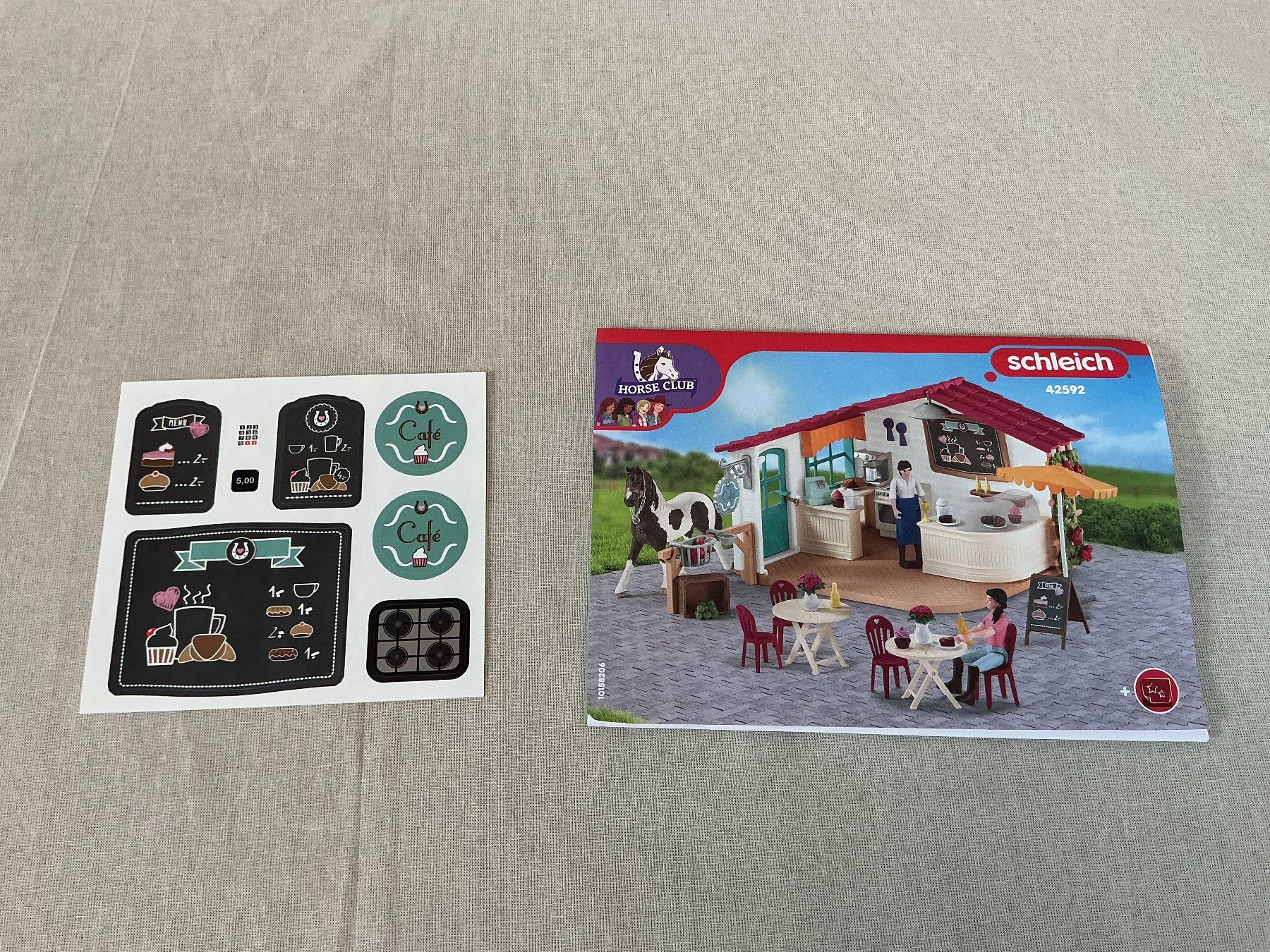 Schleich Spielzeuge: SCHLEICH Pferde Club Reitercafé – Gebraucht aus Richterswil von Restwert_Richterswil 5