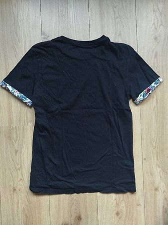 T-Shirt mit Blumen Details Grösse L