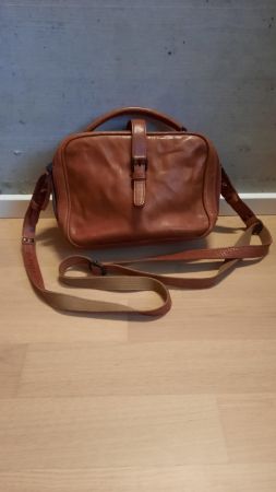 Aunts & Uncles Rote Handtasche