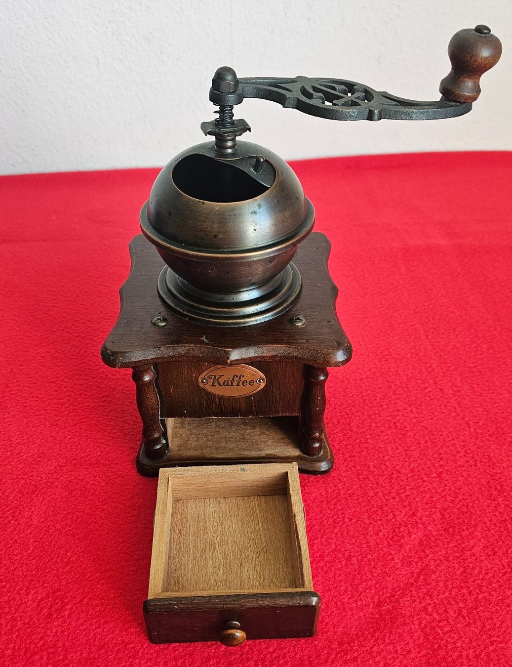 Elettrodomestici da cucina: *Kaffeemühle* Antik/Vintage – Usato da Bronschhofen venduto da Xena37 2