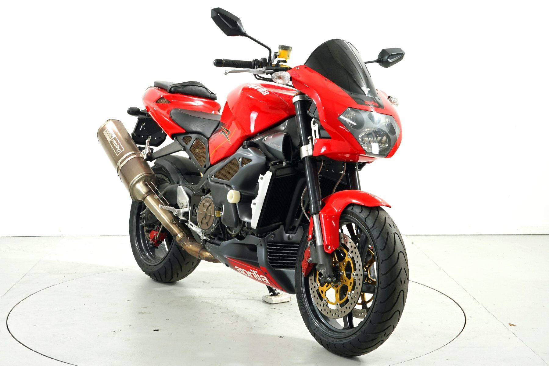 Aprilia Strada: Aprilia RSV 1000 – Usato da Winterthur venduto da MCW 2