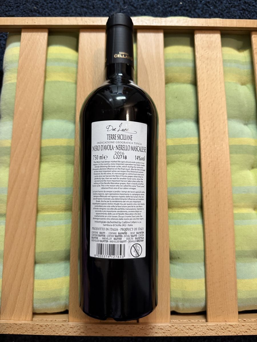 Vino: Due Lune 2016 Sicilia DOC - 116 – Nuovo (secondo la descrizione) da Möhlin venduto da Palessandro91 1