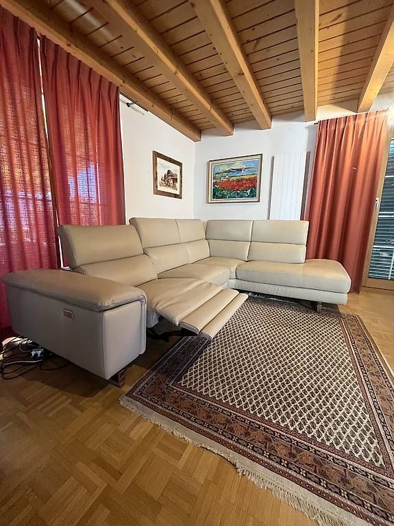 Sofas: Canapé d'angle en cuir – Gebraucht aus Sorens von Janel02 1