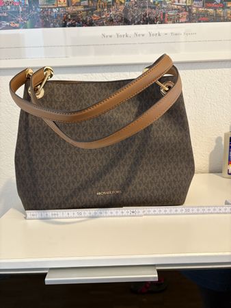 NEU: Michael Kors Tasche