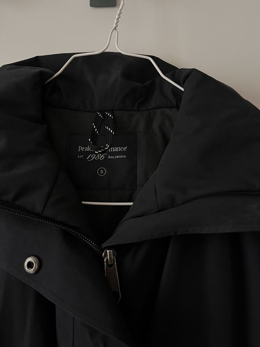 Peak Performance Vestes: Peak Performance Winterjacke – D'occasion à Basel par lisa.schulze 1