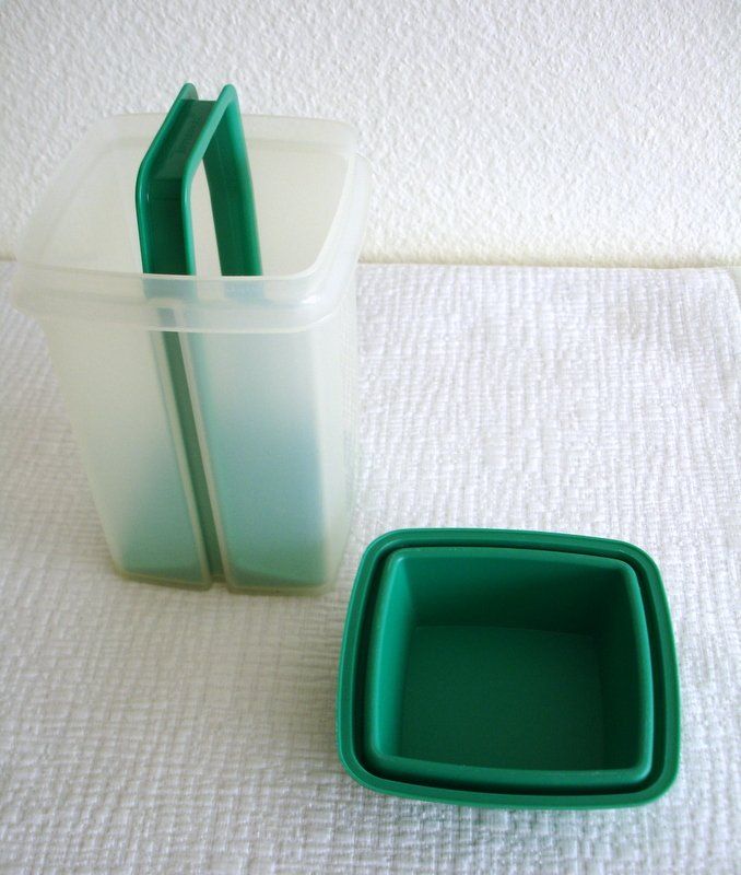 Tupperware Contenitori & Simili: Tupperware Gurken Lift Original & Schüttelbecher 300 ml – Usato da Regensdorf venduto da anna059 3
