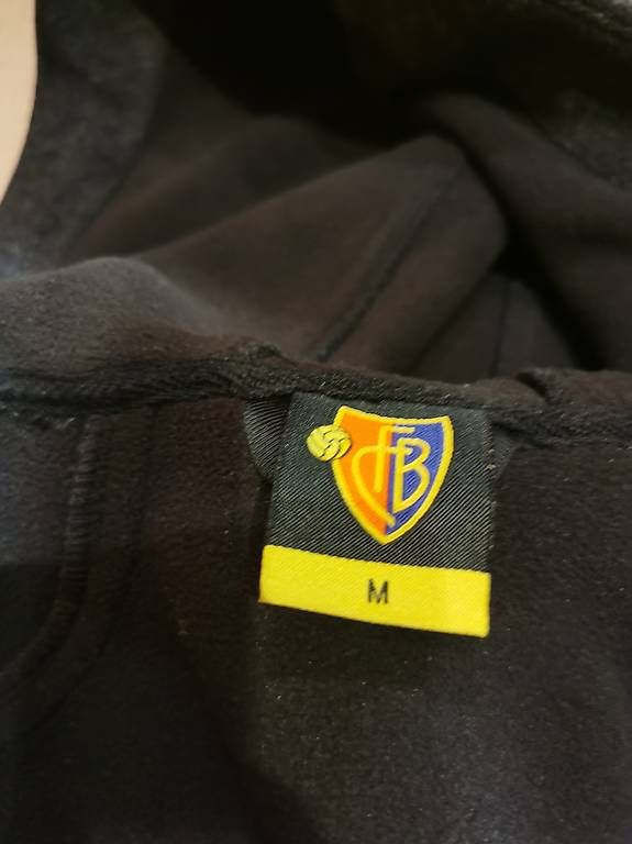 FC Basel Giacche: FCB Damenjacke – Usato da Boltigen venduto da lito17 3