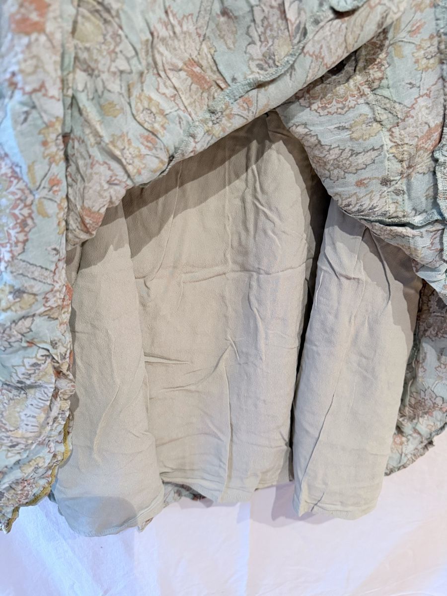 Nile Robes: NILE – D'occasion à Urnäsch par _._naomi_._ 2