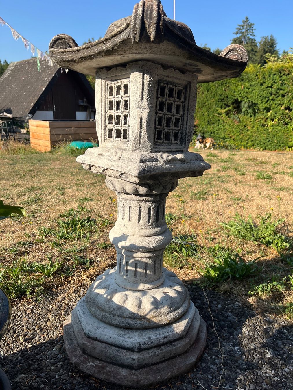 Sonstige Dekorationen & Accessoires: Japanische Steinlaterne – Gebraucht aus Lohn-Ammannsegg von nad_nzl8