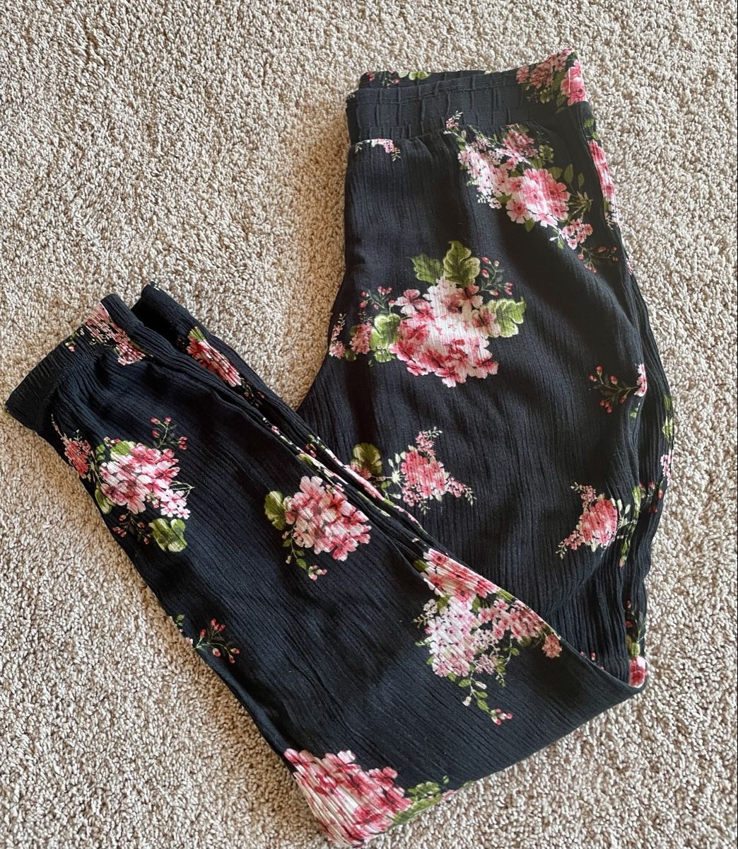 Tezenis Pantaloni: Fresh  – Usato da Herisau venduto da Ciaoschein