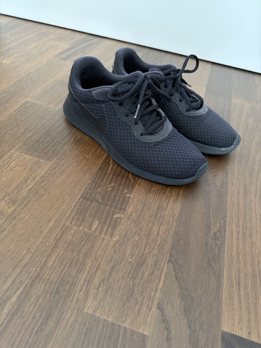 Nike Herrenschuhe: Nike Turnschuhe – Gebraucht aus Grenchen von Sephirot14 1