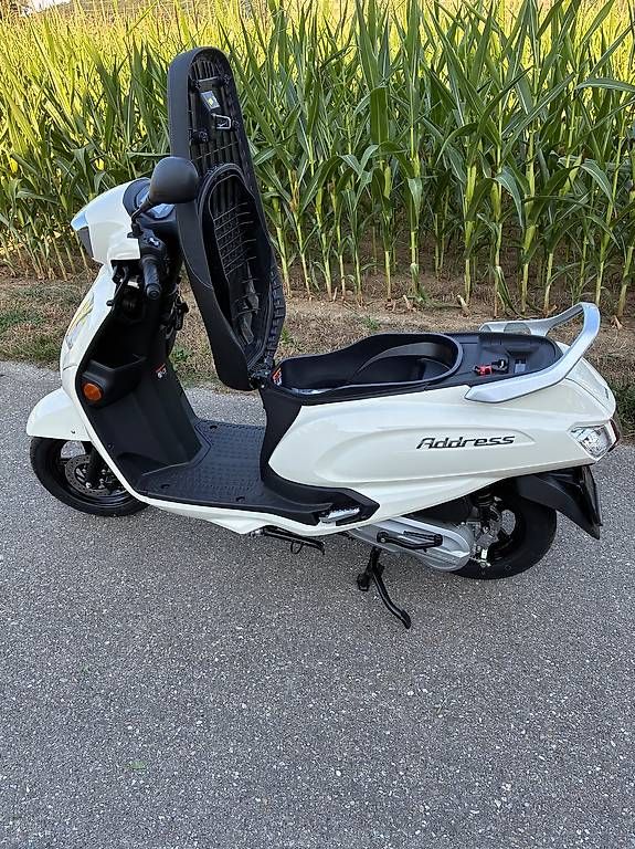 Scooter: Roller Suzuki Address 125 – Usato da Ranflüh venduto da Gust8 3