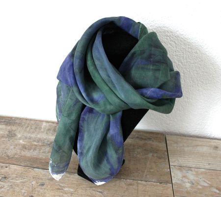 Seiden Foulard in grün - blau - weiss