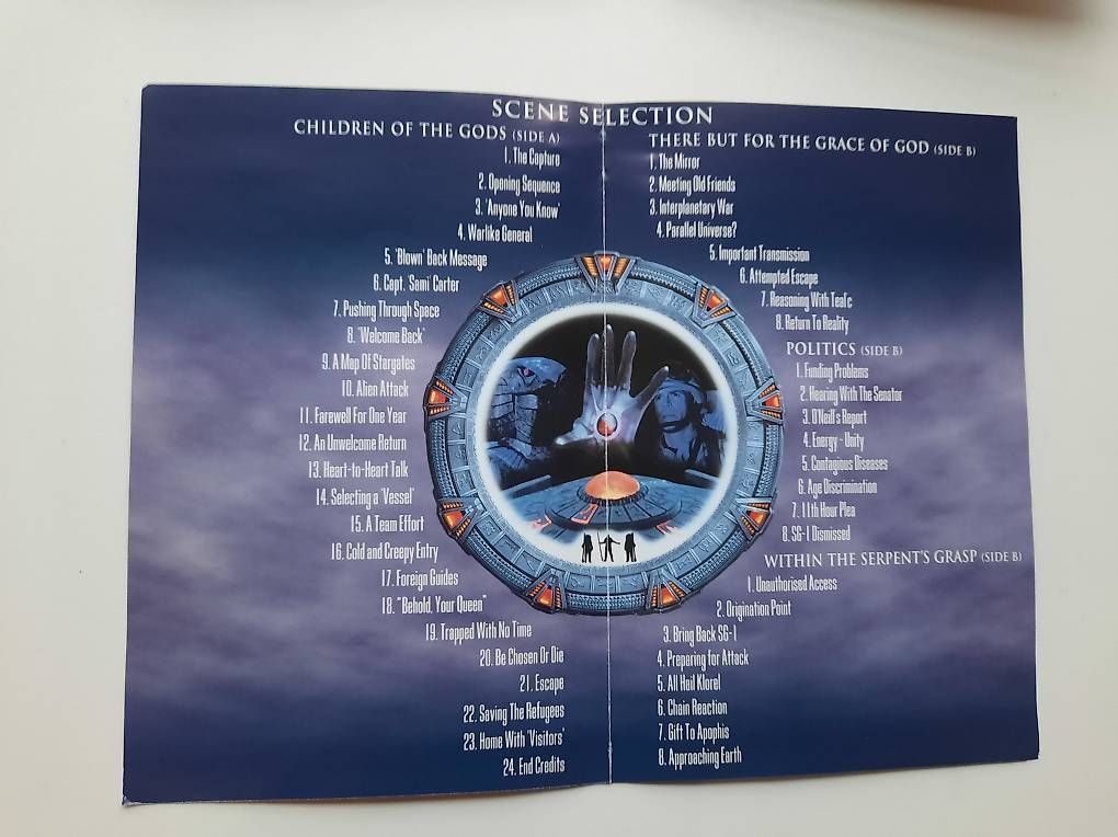 Tutti i DVDs: Stargate SG-1 volume 1 (DVD) – Usato da Montreux venduto da princessemalabar 3