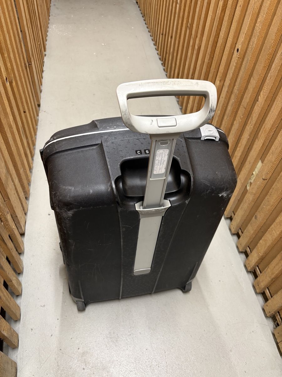 Samsonite Valigie: Samsonite Aeris Reisekoffer / 78cm 118lt – Usato da Zürich venduto da cakky