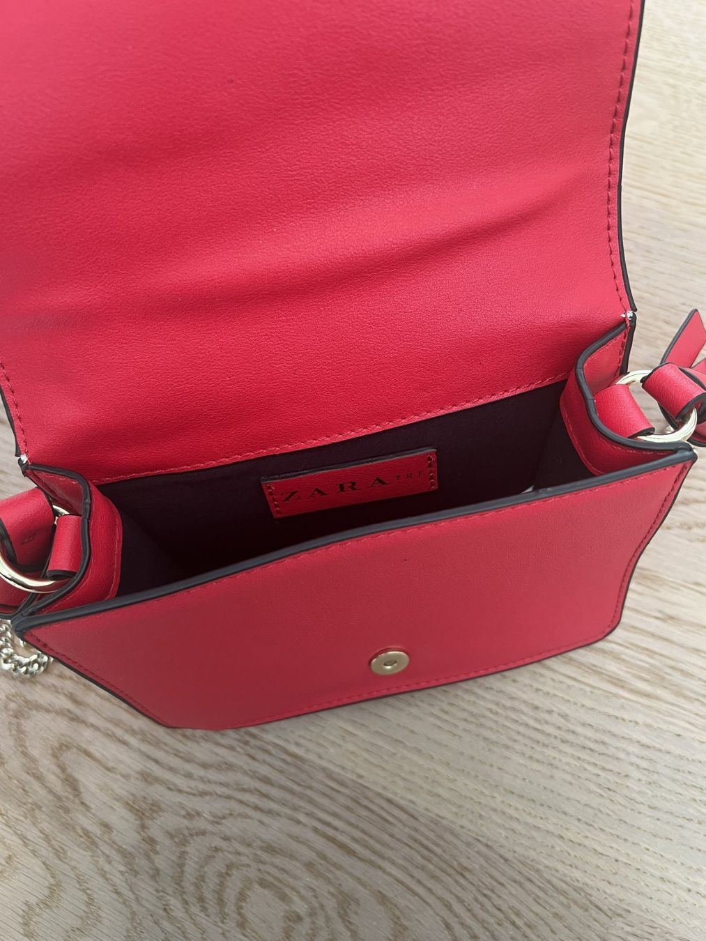 Zara Borse da donna: Zara TRF Schultertasche rot – Usato da Bülach venduto da deinmica 4