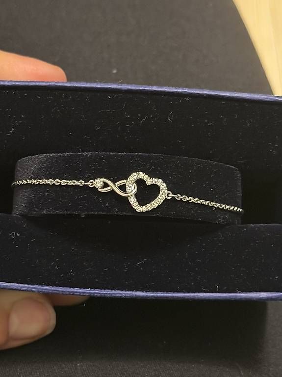 Swarovski Armbänder & -reifen: Swarovski Armband – Gebraucht aus Luzern von lunisst5673 2