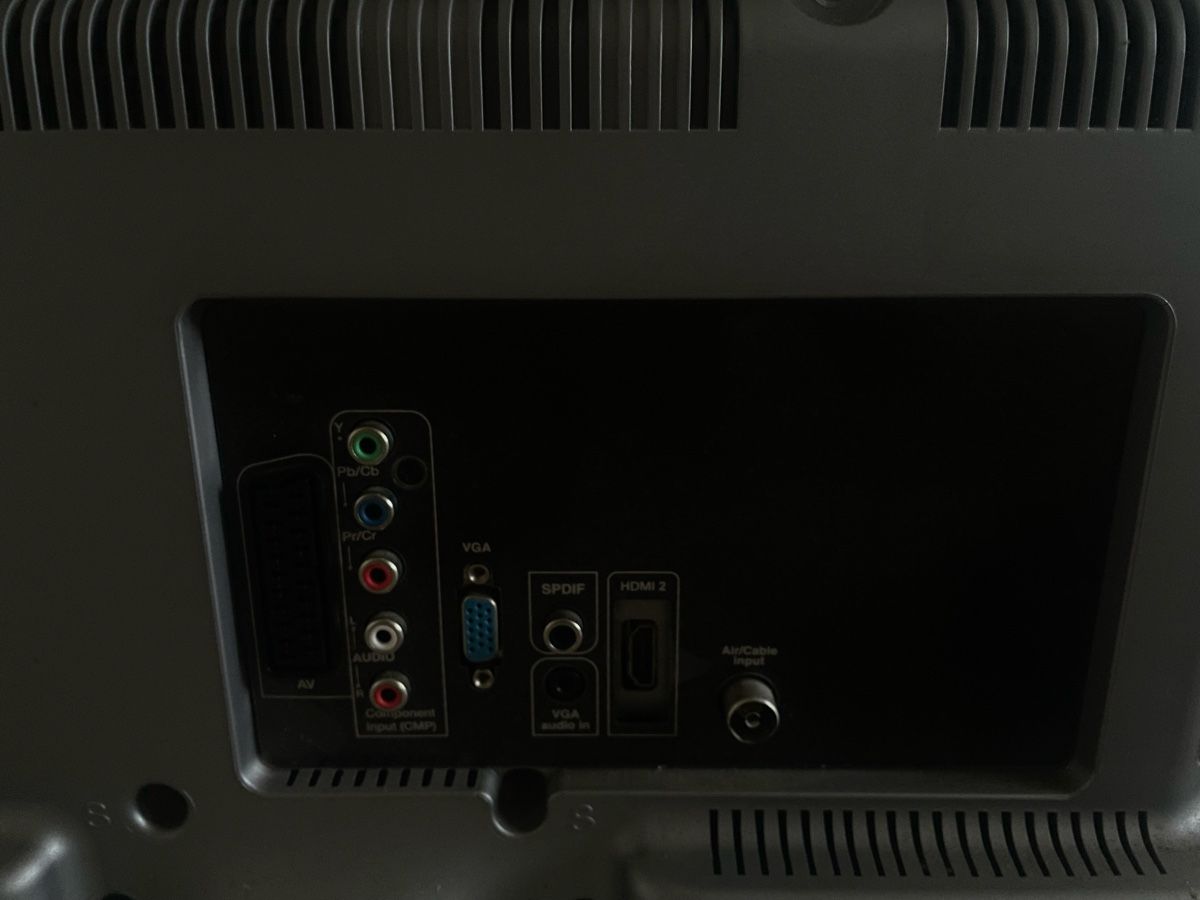 Thomson Televisori: THOMSON LCD TV 2012 – Usato da Zürich venduto da angielm 2