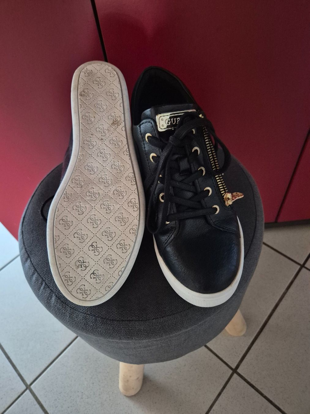 Guess Scarpe da donna: Guess Bottines – Usato da Grandfontaine venduto da Raccooncity 2