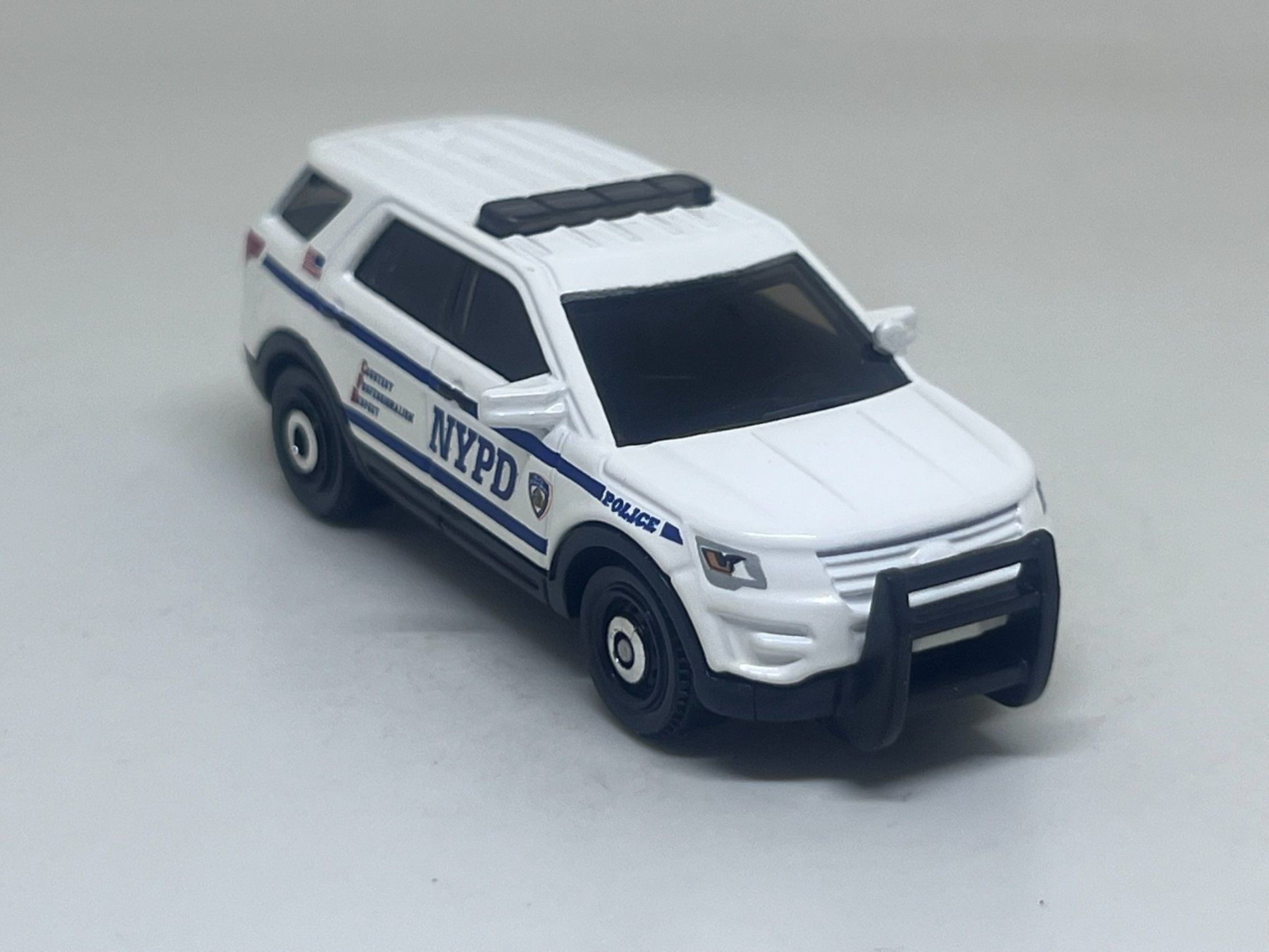 Matchbox Modellini d'auto: Matchbox 2016 Ford Interceptor Utility #705 – Usato da Wildegg venduto da LaaBoutique